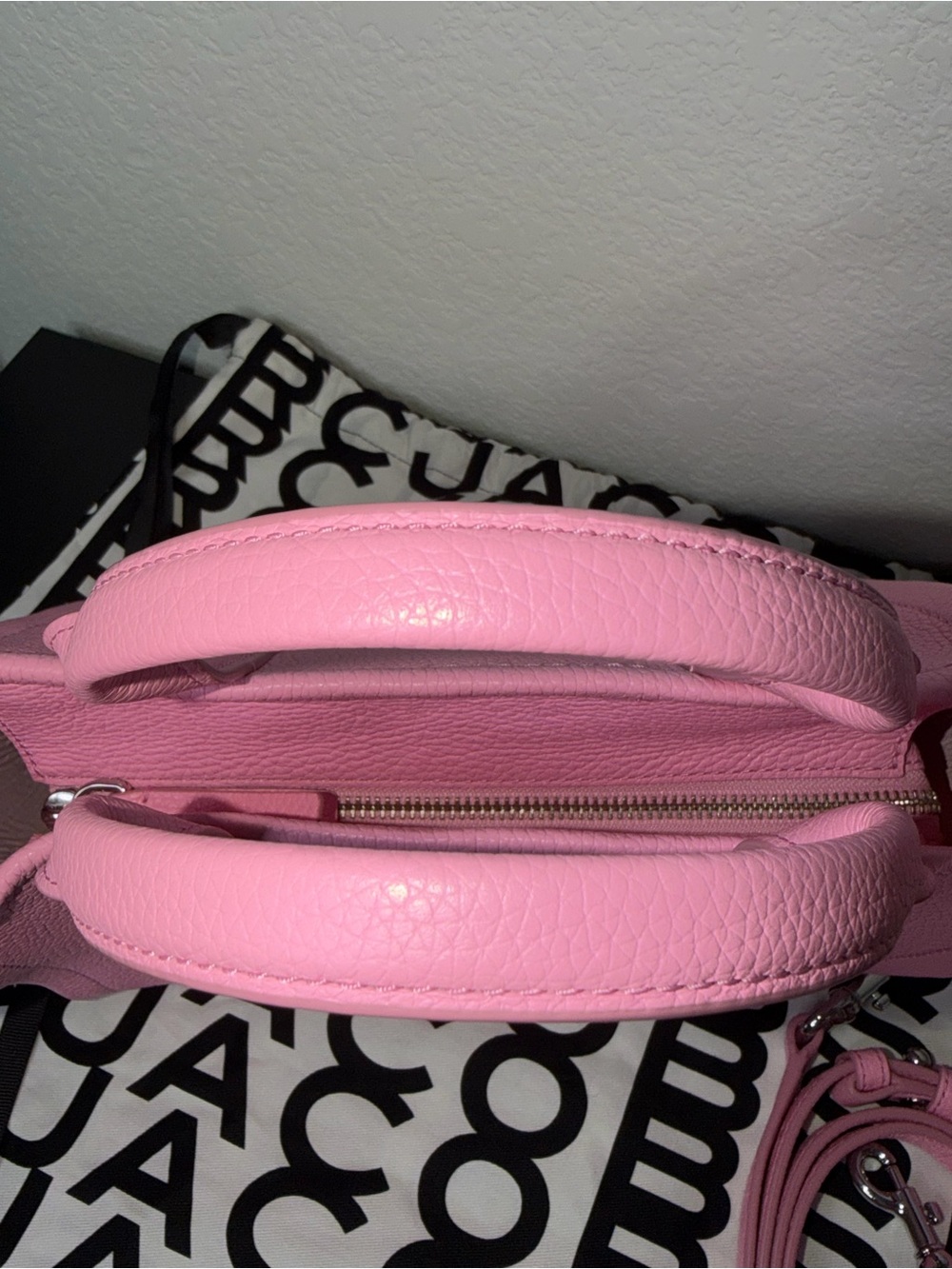 Marc Jacobs Fluro Pink The Tote Bag Small Leather - Picture 7 of 10